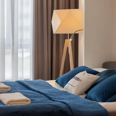 Aleje Jerozolimskie With Parking And Ac By Renters Warsaw