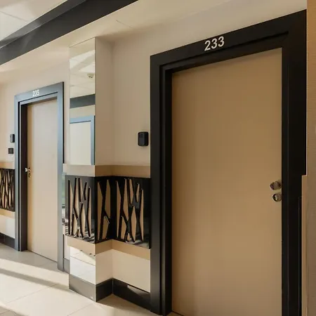 Apartment Aleje Jerozolimskie With Parking And Ac By Renters