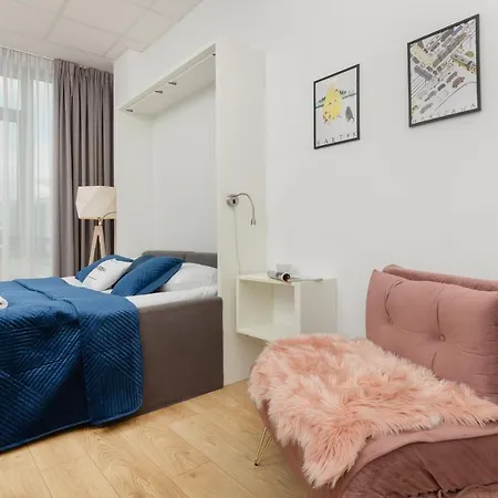 Apartment Aleje Jerozolimskie With Parking And Ac By Renters